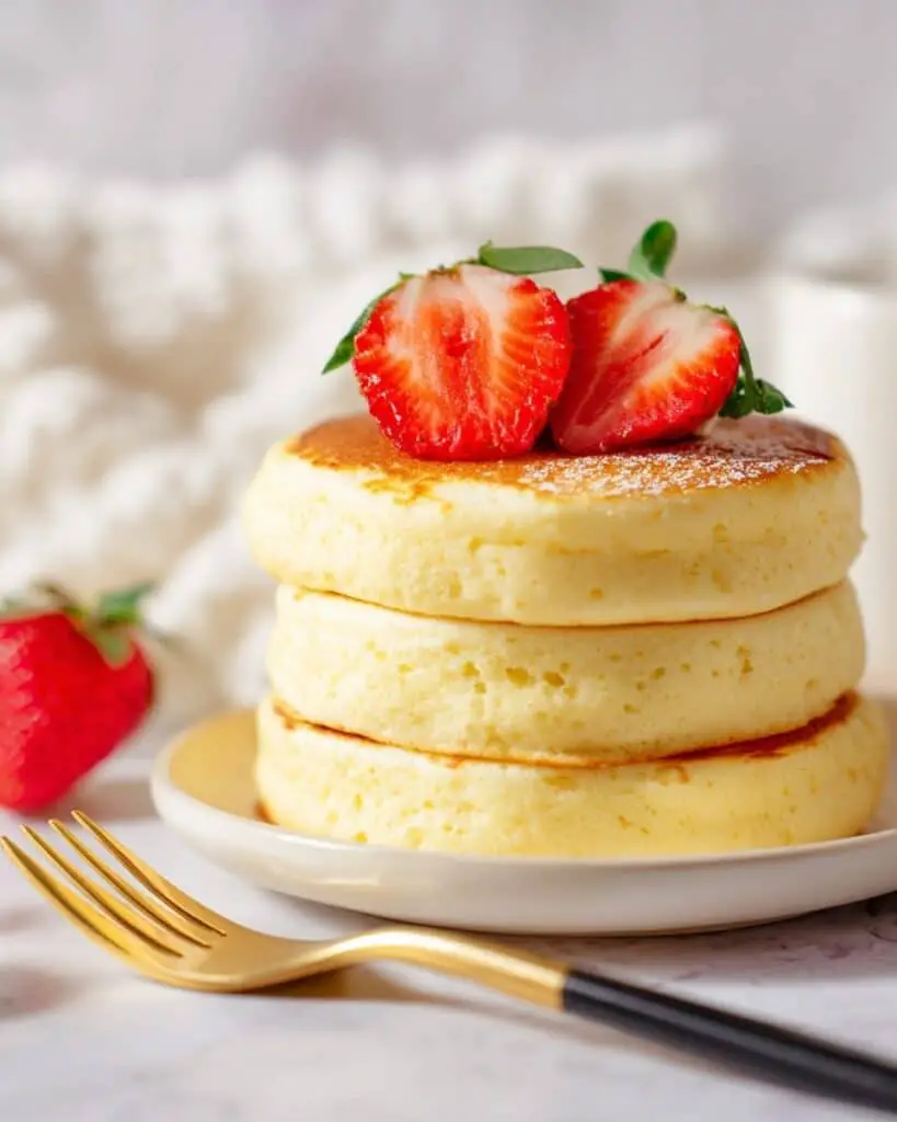 Easy Fluffy Japanese Soufflé Pancakes