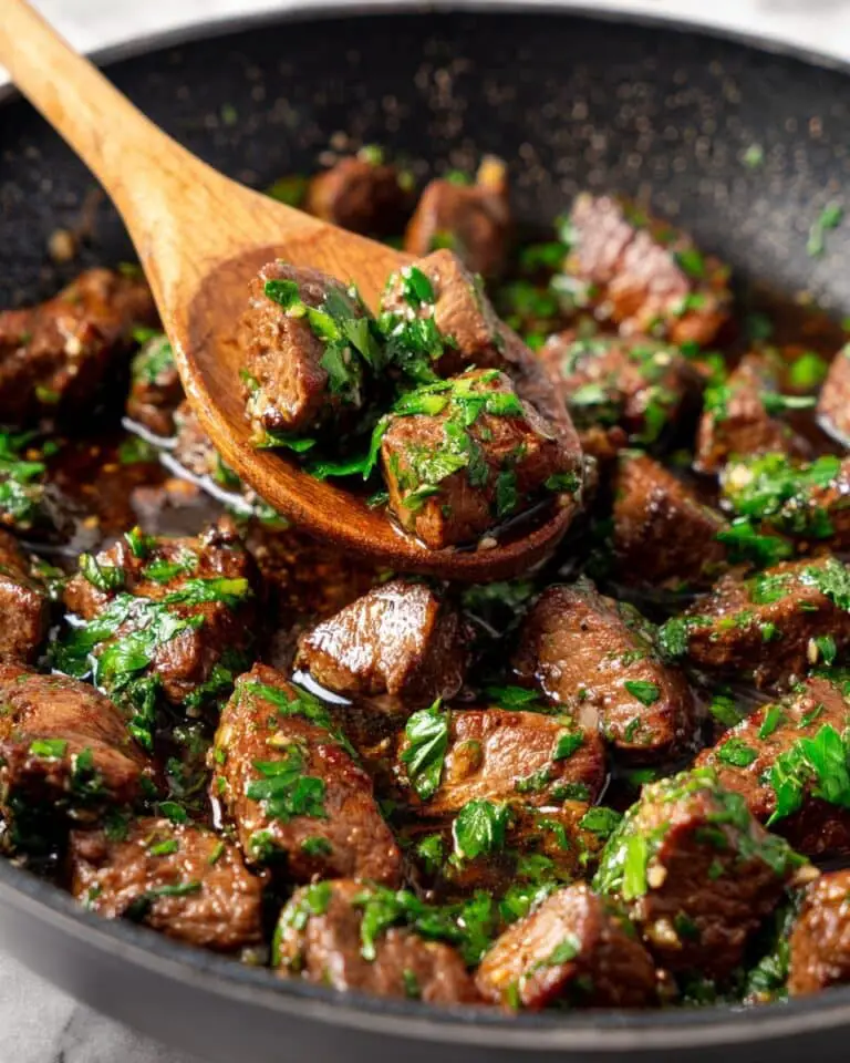 Garlic Butter Steak Bites Recipe (Quick and Easy) Recipe