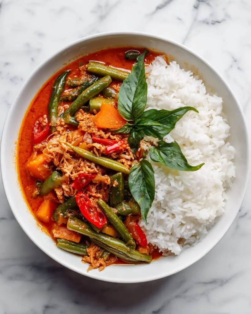 Thai Red Curry with Chicken and Vegetables Recipe