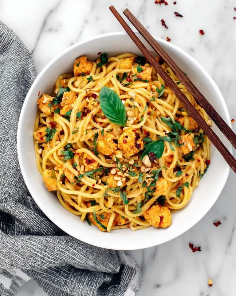 Sweet & Spicy Hot Chili Chicken Noodles with Basil Recipe