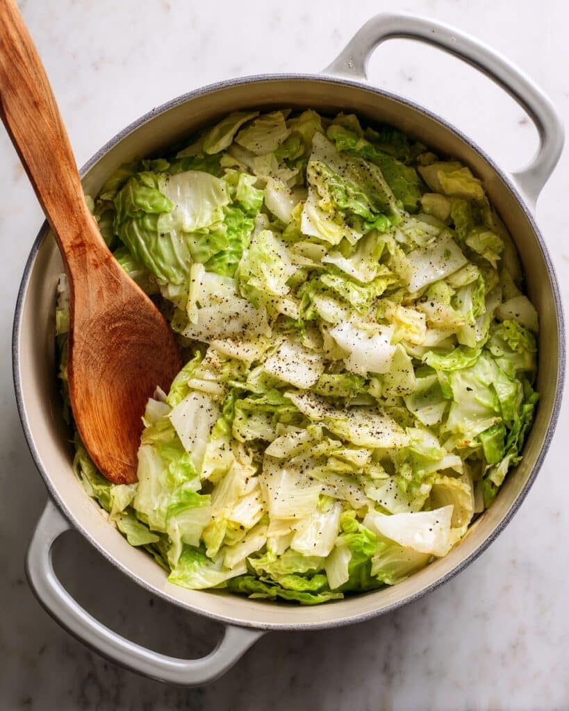 Sautéed Napa Cabbage with Garlic and Vinegar Recipe