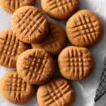 Easy Peanut Butter Cookies (4 Ingredients) Recipe