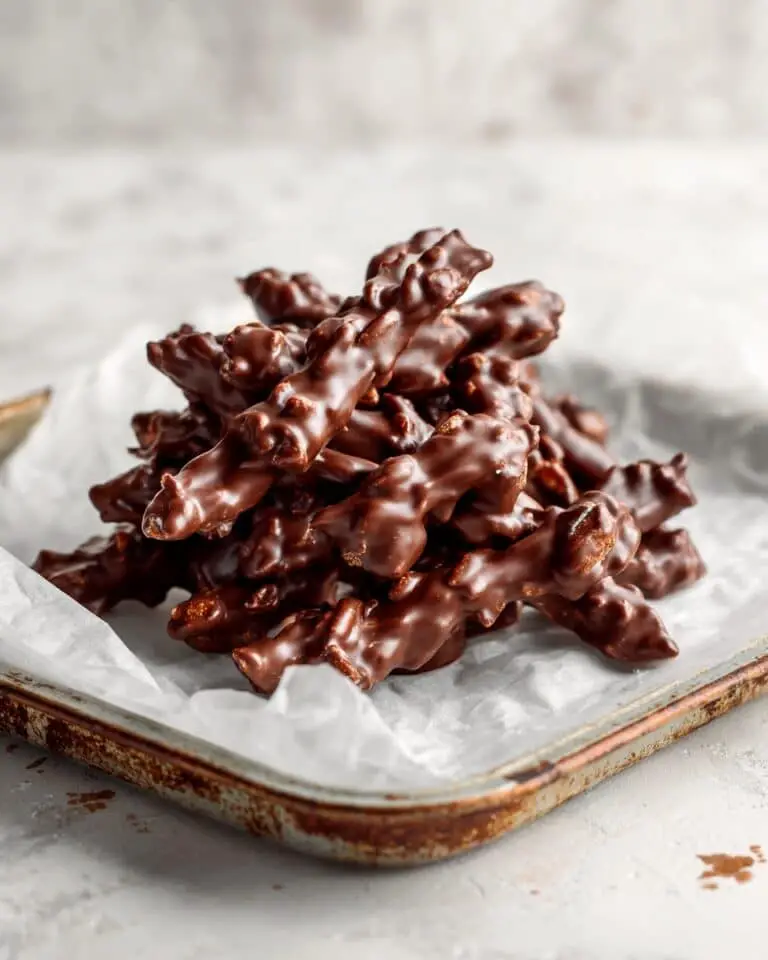 No-Bake Chocolate, Pretzel & Peanut Butter Cookies Recipe