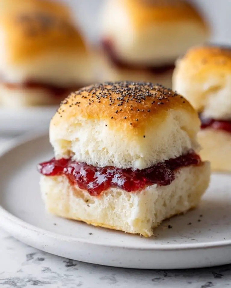 Turkey Cranberry Sliders with Mozzarella Recipe
